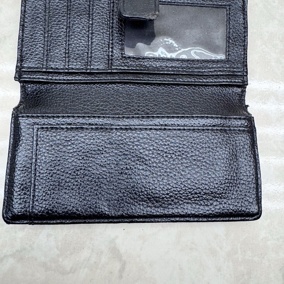 New Kenneth Cole Reaction Wallet - Picture 3 of 3